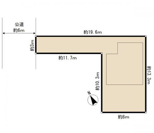 旗竿地ですが、約3mの間口があり、2台入る駐車場として重宝します。