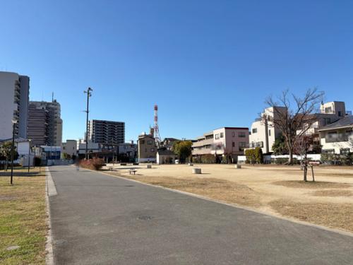 足立区水と緑の公社管理公園まで徒歩３分(170ｍ)