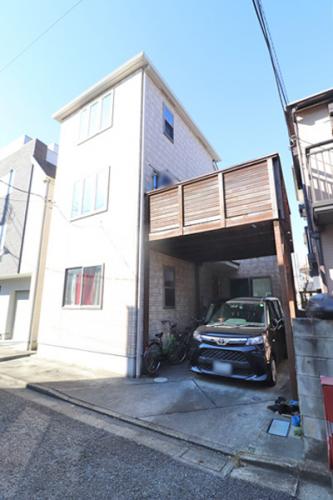 南側道路のため陽当たり良好です