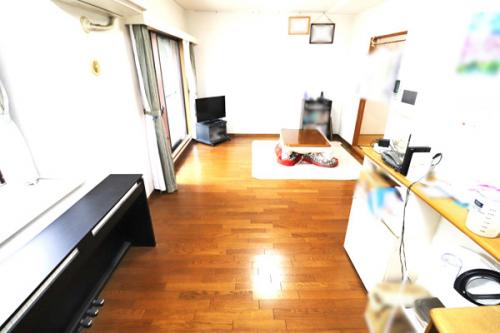 南西向きにつき陽当り良好