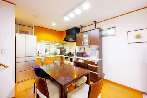 キッチンには食器洗浄機付L字システムキッチン