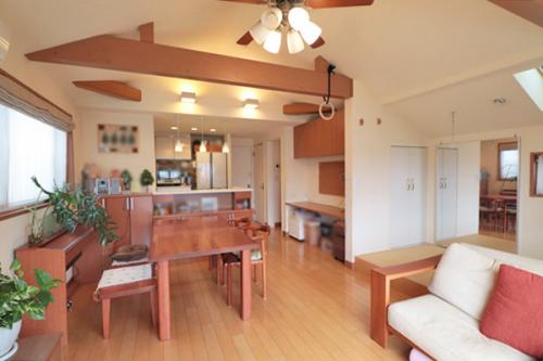 リビングと畳コーナー