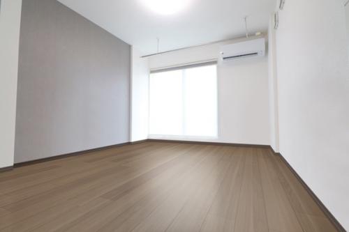 1階サービスルーム（納戸）約5.7帖