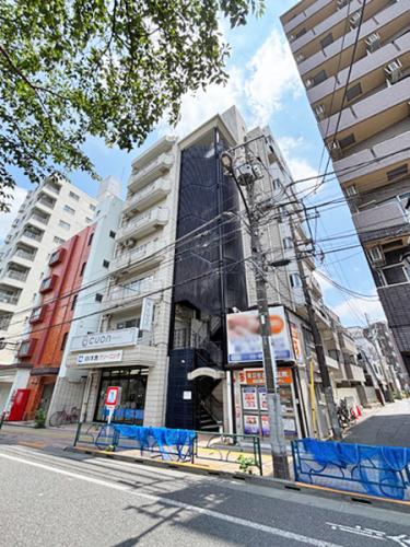 大江戸線「練馬」駅 徒歩4分/西武池袋・西武新宿線「練馬」駅 徒歩4分！