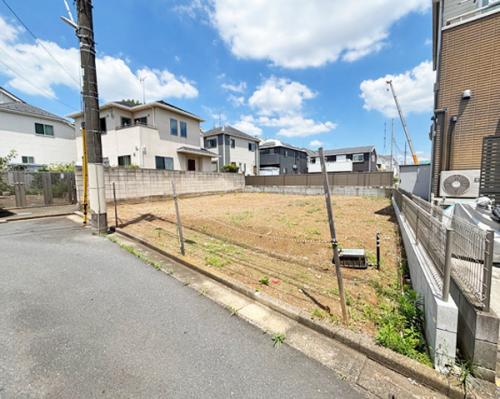 西武池袋線「石神井公園」駅 バス5分「三軒寺」バス停 徒歩5分 西武池袋線「石神井公園」駅 バス5分「三軒寺」バス停 徒歩5分