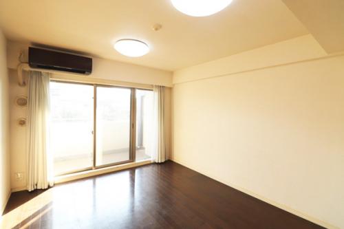 開放感と採光にこだわった10帖のＬＤＫ