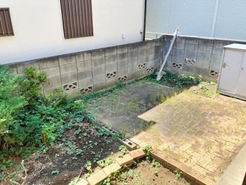 庭が持てる喜び。土に触れる機会が増えます。