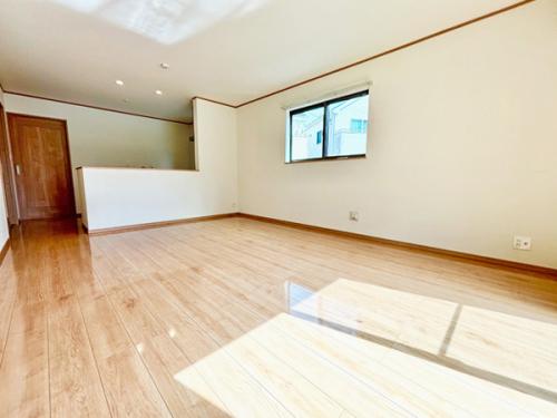 キッチンからリビングが見渡せるので、お子様の様子を見ながらお料理ができます