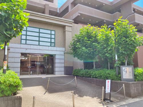 マンションエントランス