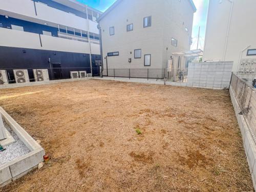 ご家族の夢を自由に叶える『建築条件なし』お好きなハウスメーカーで建築可能です。