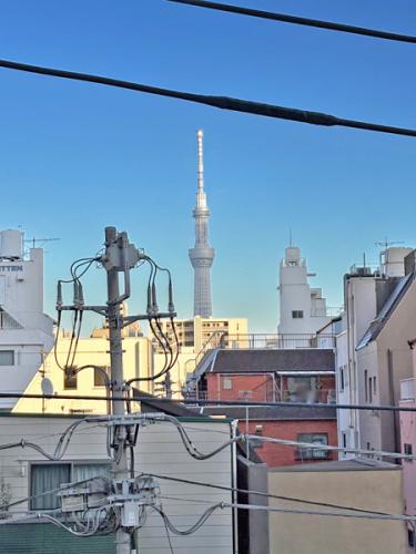 バルコニーからスカイツリーがのぞめます（天候による）