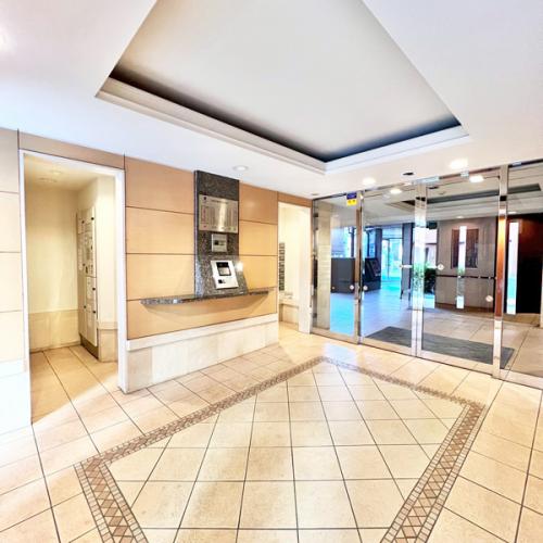 エントランス内