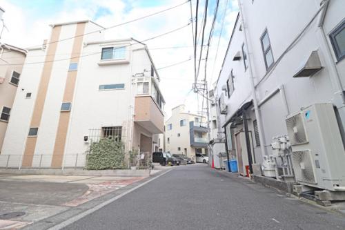 南東側前面道路・幅員約４ｍ私道