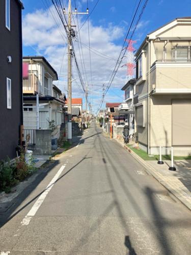 低層住居専用地域。閑静な住宅街です。