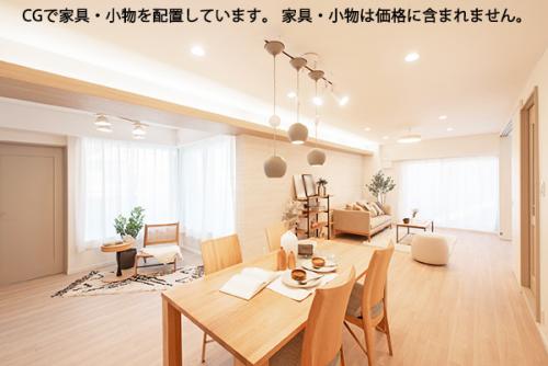 18.2帖のLDは家具配置の自由度が高く、横長で採光が豊富です。