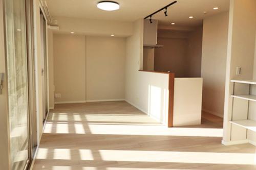 開放感と採光にこだわった約16.8帖のLDK