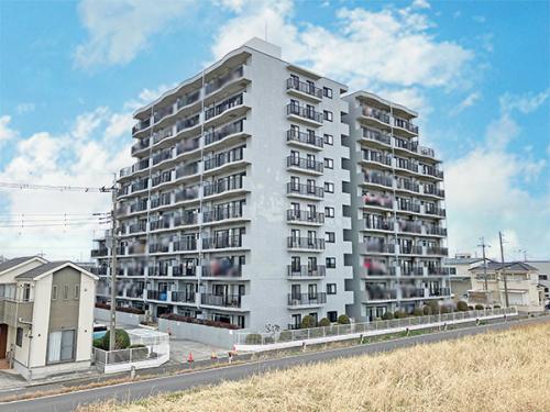 7階部分、南西角部屋につき陽当り・眺望良好です！