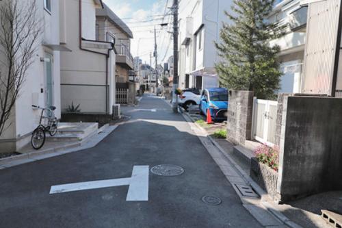 スーパー・コンビニ・教育機関が揃い生活利便性の高い環境です スーパー・コンビニ・教育機関が揃い生活利便性の高い環境です