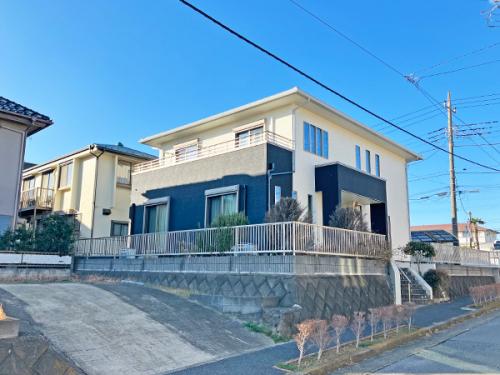 北総鉄道「松飛台」駅徒歩6分。タマホーム施工の注文住宅。角地につき通風良好です