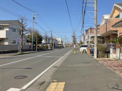 前面道路が約16ｍあり開放感があります！