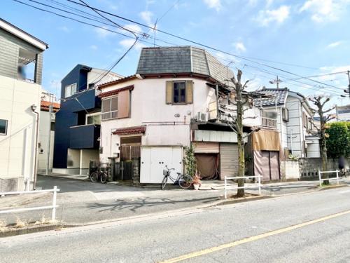 ＪＲ常磐緩行線「亀有」駅　徒歩１０分　公共施設が揃う便利な立地です