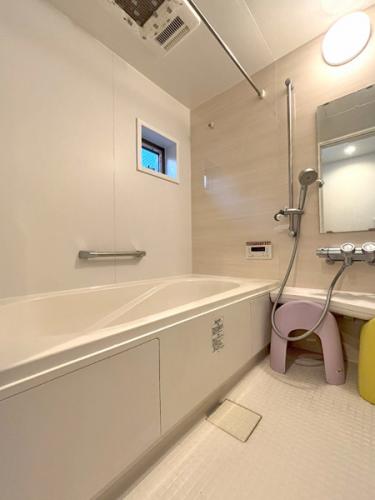 ゆったりとした1616サイズの浴室でリフレッシュ