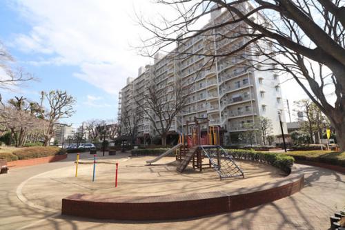 敷地内公園。A棟・B棟の間にあります