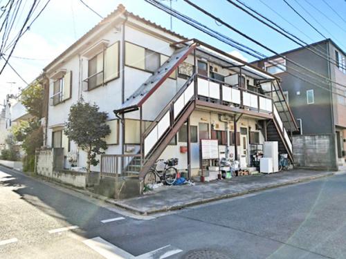 西武池袋線・豊島線「練馬」駅　徒歩4分