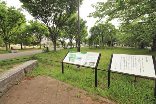 におどり公園まで約720ｍ（徒歩9分）　三郷中央駅前