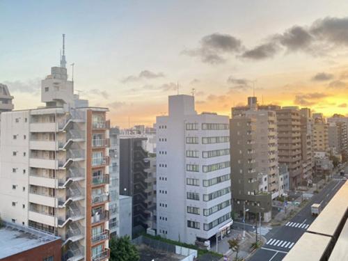 バルコニーから東京スカツリーが望めます（天候による）
