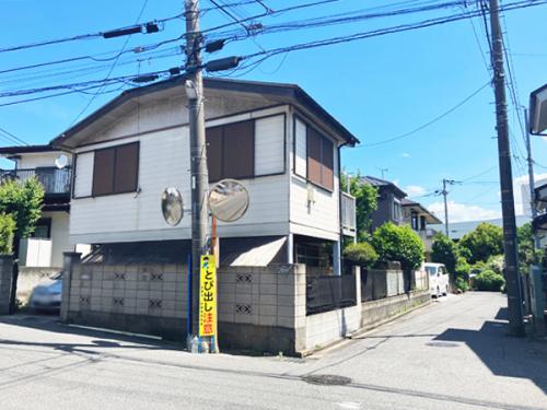 閑静な住宅街に位置し、徒歩10分圏内には商業施設も充実したエリアです 閑静な住宅街に位置し、徒歩10分圏内には商業施設も充実したエリアです
