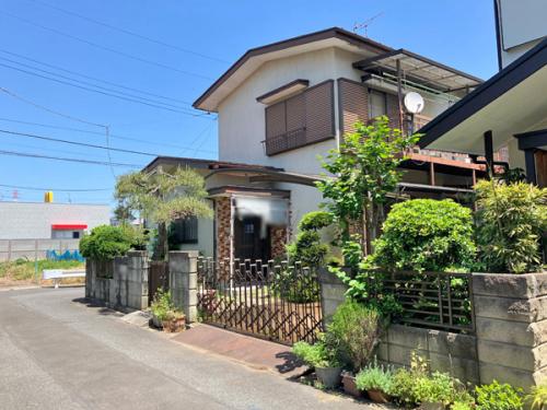 徒歩6分以内にコンビニ・スーパーがあり、日常のお買物に便利です 徒歩6分以内にコンビニ・スーパーがあり、日常のお買物に便利です