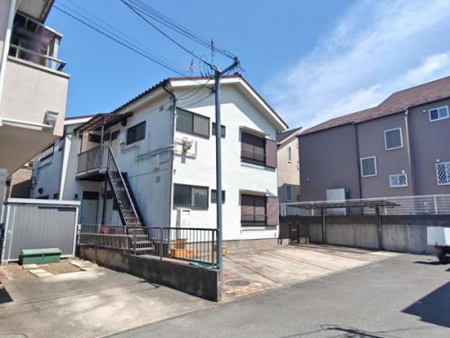 静かな街並みの第一種低層住居専用地域。 静かな街並みの第一種低層住居専用地域。