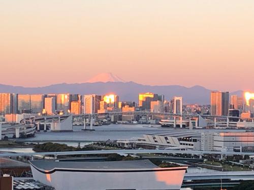 開口部からは富士山が望めます。（天候による）