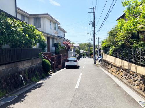 北西側道路 北西側道路