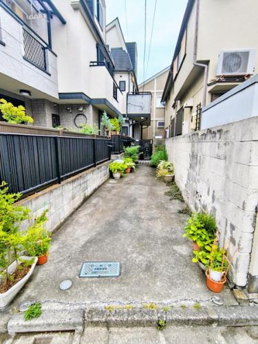 閑静な住宅街に立地。 閑静な住宅街に立地。