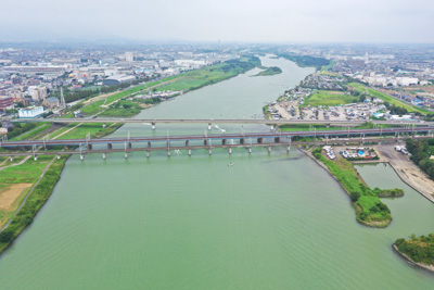 現在の「相模川」河口付近