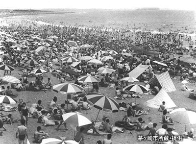 1960（昭和35）年頃の「茅ヶ崎海水浴場」