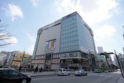 福岡市初の百貨店 跡地は商業施設「ゲイツ」に
