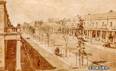1874（明治7）年撮影の煉瓦街
