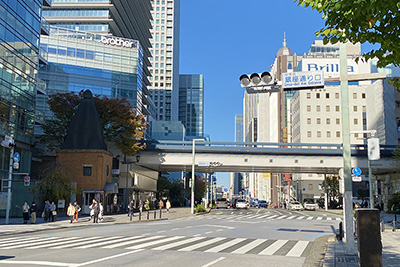 現在の「京橋」付近の街並み