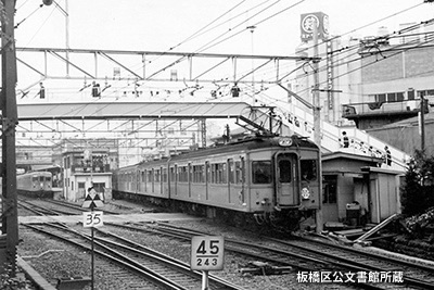 1971（昭和46）年の「成増駅」