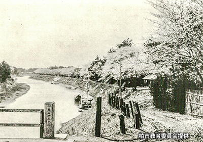 1931（昭和6）年の「水堰橋」付近の「利根運河」