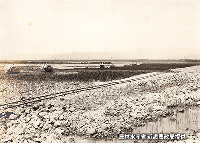 昭和初期、国営干拓事業が実施された「巨椋池」