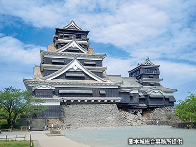 「熊本地震」直後の「熊本城」