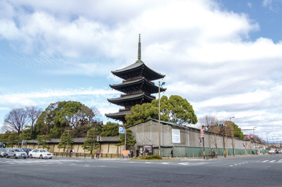 京都のシンボルタワー 「東寺」五重塔