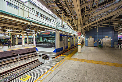 「東京駅」9・10番線ホーム