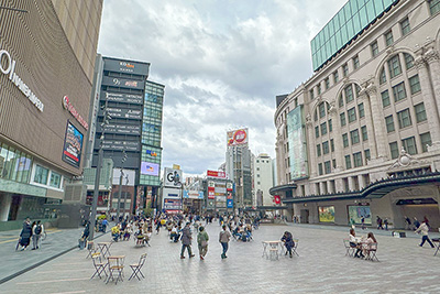 現在の南海「難波駅」駅前