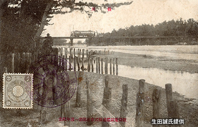 廃川の上にできた阪神本線「甲子園駅」