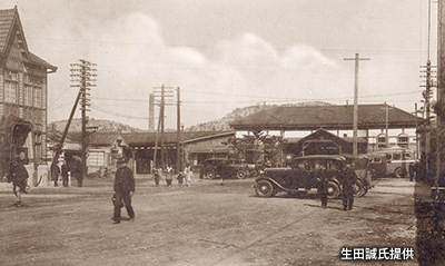 「宇野駅」と「高松駅」を結ぶ「宇高連絡船」